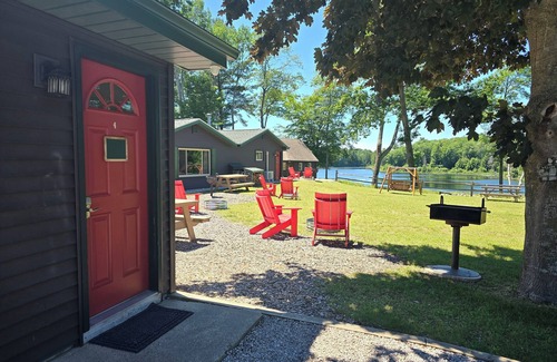 Lake Ann Cabin | Cabin #4-Sleeping Bear Resort