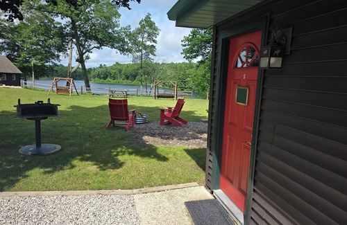 Lake Ann Cabin | Cabin #5- Sleeping Bear Resort