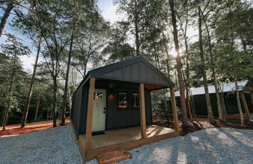 Hartwell Other | Cabin #7 One Bedroom With Kitchenette