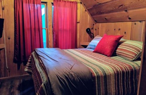 Strawberry House | Cabin #7