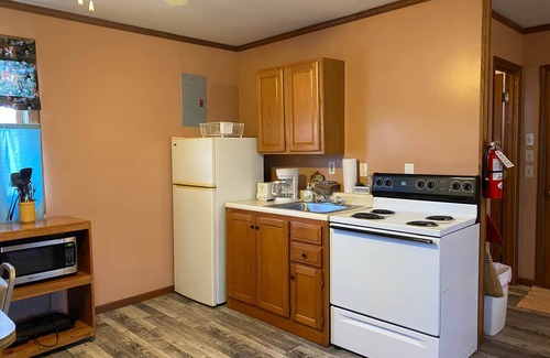 Warsaw Cabin | Cabin 8 - Reel and Trigger