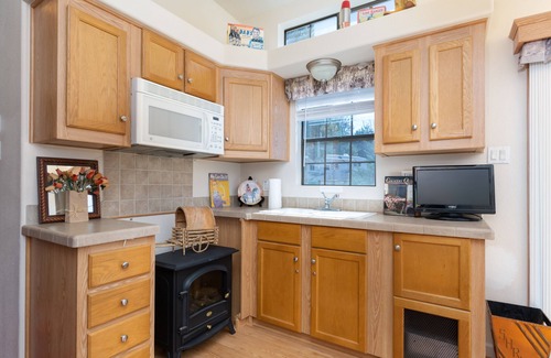 Julian Cabin | Cabin at Rancho La Siesta - A Wonderful Home on a 40 Acre Working Ranch