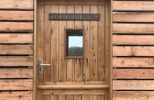 Haverfordwest Other | Cabin Bach at Folkeston Farmyard