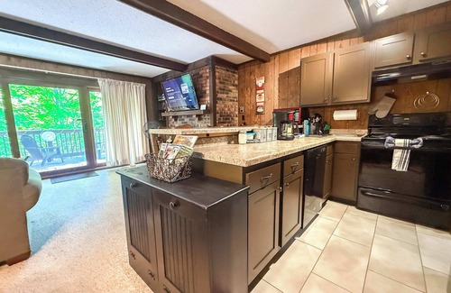 Bessemer Cabin | Cabin Fevers 1 @BigPowderhorn~ Sauna, Pet Friendly, Close to Trails & Fire Pit