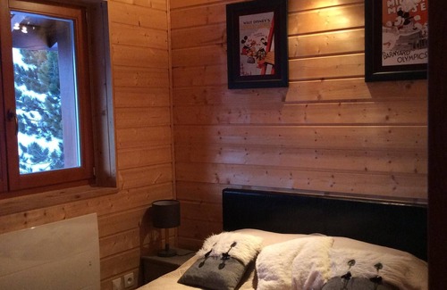Isola Ski Chalet | Cabin for 12 people is located in Isola 2000 at 5 minutes from the slopes