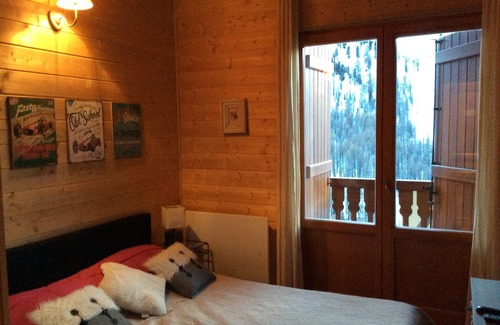 Isola Ski Chalet | Cabin for 12 people is located in Isola 2000 at 5 minutes from the slopes