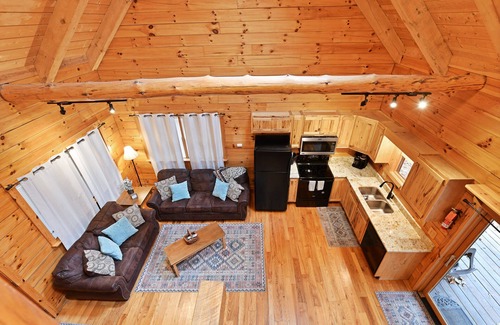 Logan Cabin | Cabin In Hocking Hills! Pet Friendly, Hot Tub, Secluded.