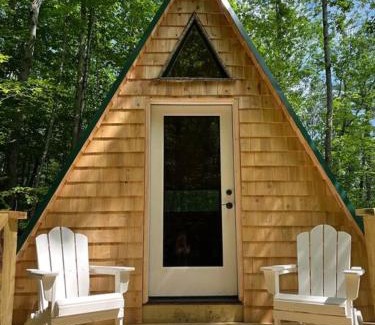 Stoneham House | Cabin in Maine Woods-The Bogey