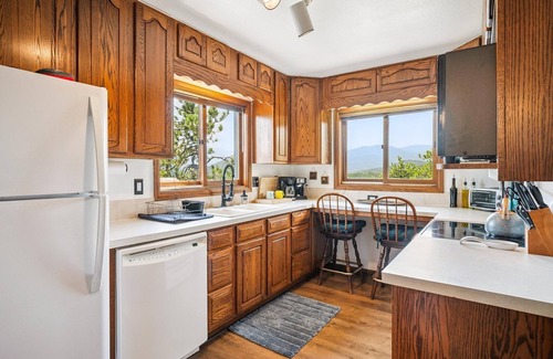 Bailey Cabin | Cabin in the Bear's Den