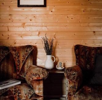 Jindabyne House | Cabin in the Snowy Mtns - Moonbah