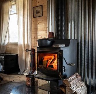 Jindabyne House | Cabin in the Snowy Mtns - Moonbah