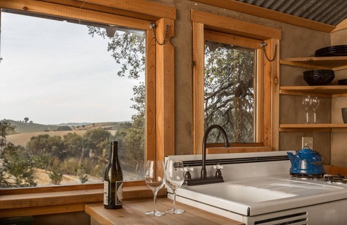 Paso Robles Cabin | Cabin in the Wine Country-Surrounded by vineyards