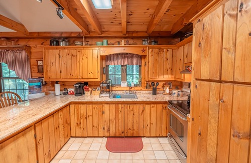 Aldenville Cabin | Cabin in the Woods