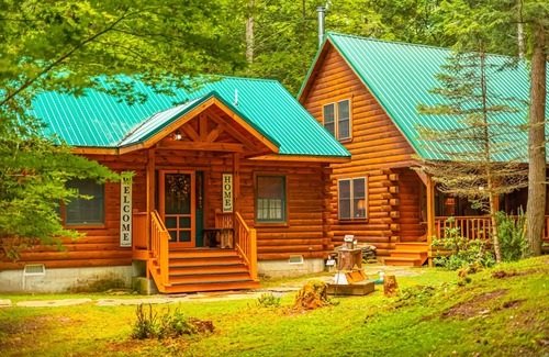 Aldenville Cabin | Cabin in the Woods