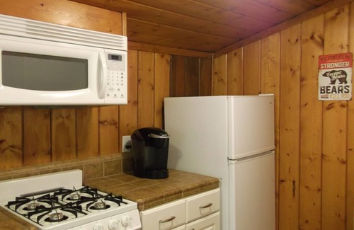 Coarsegold Cabin | Cabin in the Woods Near Yosemite