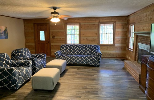 Lenoir City Cabin | Cabin in the woods near Knoxville