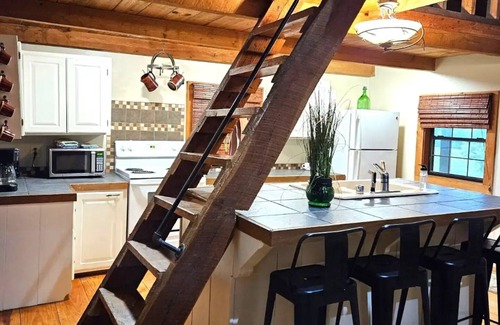 Everton Cabin | Cabin in the Woodsnn