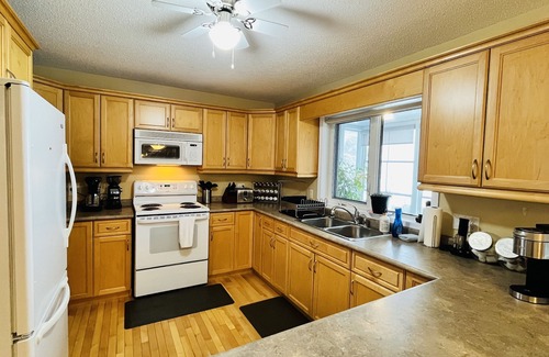 Lac du Bonnet Cabin | Cabin life rocks(Waterfront)