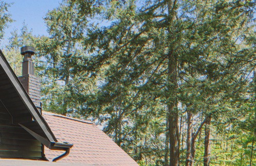 Mount Marion Cabin | Cabin Noir where Modern meets Rustic. Hot Tub with a View!