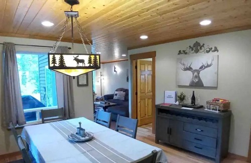 Sandpoint Cabin | Cabin on Little Sand Creek