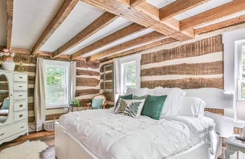 Waterford Cabin | Cabin on the Creekside