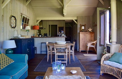 Cazaux House | Cabin-style house on the Cazaux canal (15 min from Arcachon) with private pontoon