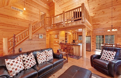 Saugatuck Cabin | Cabin tucked in the trees with private hot tub & lake/pool access