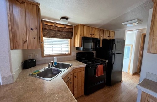 Mammoth Creek Cabin | Cabins by Panguitch Lake: Where Rustic Charm Meets Amazing Fishing!
