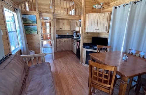 Mammoth Creek Cabin | Cabins by Panguitch Lake: Where Rustic Charm Meets Amazing Fishing!