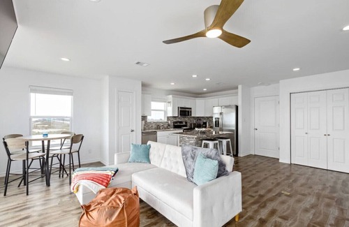 Port Bolivar Apartment | Cabn By the Sea Ultra Secluded Beachfront Home