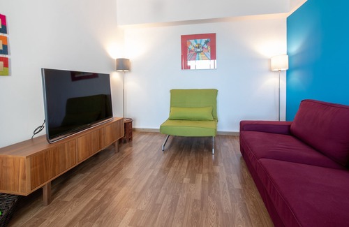 Cacilhas Apartment | CACILHAS Beautiful view of Lisbon + beaches of Caparica