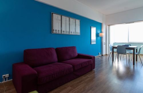 Cacilhas Apartment | CACILHAS Beautiful view of Lisbon + beaches of Caparica