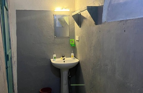 Pottuvil Division 2 Hotel | Cactus Arugambay