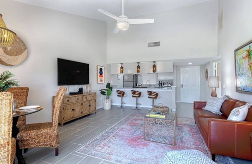 Palm Desert Villa | Cactus Golf Villa at Palm Desert Resort - fire pit, patio, golf course view