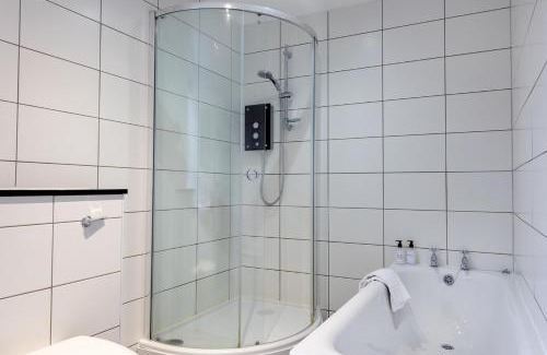 Cadgwith Hotel | Cadgwith Cove Inn
