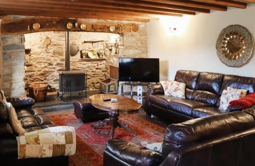 Cwmtirmynach House | Cae Coryn