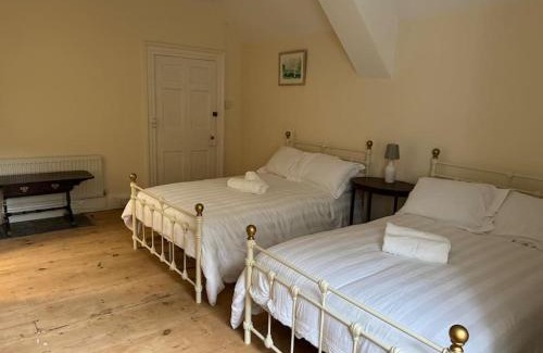 Llanbedr House | Cae Nest Hall
