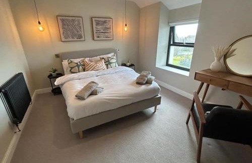 Bont Newydd House | Caernarfon modern townhouse Snowdonia