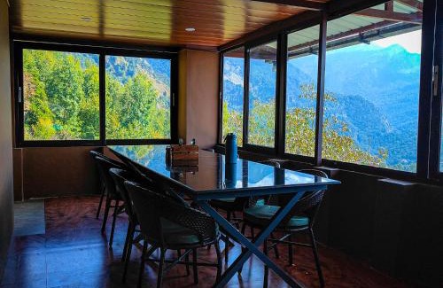 Ukhimath Cabin | Cafe Buransh