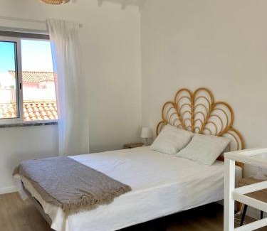 Horta House | Cais Inn