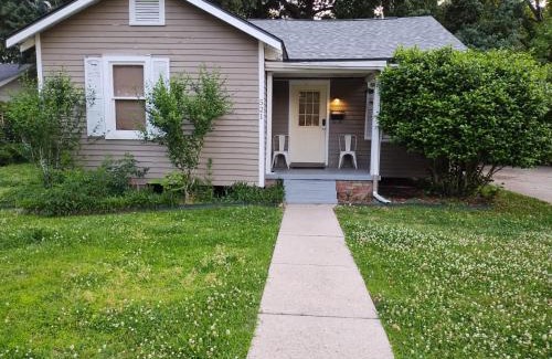 Downtown House | Cajun Stays-Cajun Home II- Entire House