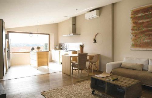 Sant Jordi Desvalls Apartment | Cal Ouaire House lohodihomes