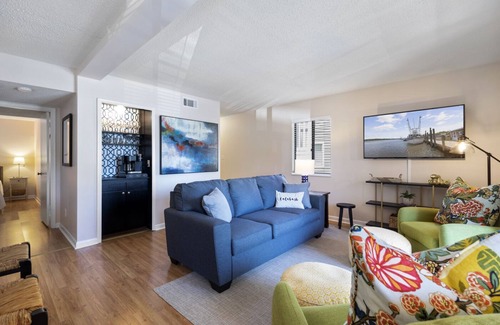 Carolina Shores Condo | Calabash Style Condo w/King Bed & Pool