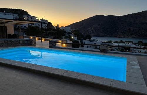 Galissas Apartment | Caldera Suites "Ελιά"