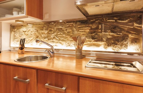 Barri Vell Apartment | Calderers Cavall - Holiday Apartment Rental Girona | Bravissimo