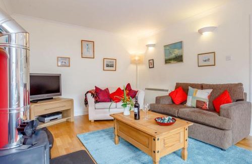 Cromarty House | Caldon Cottage