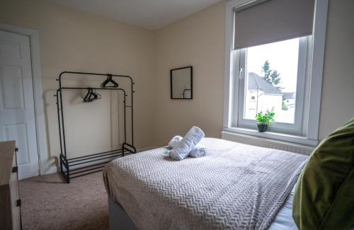 Shotts Apartment | Caledonia Apartment
