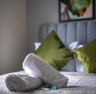 Shotts Apartment | Caledonia Apartment