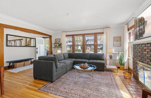Ecco House | Calhoun Cove