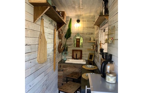 Baldwin Park Cabin | California King Bed with a Lakefront View